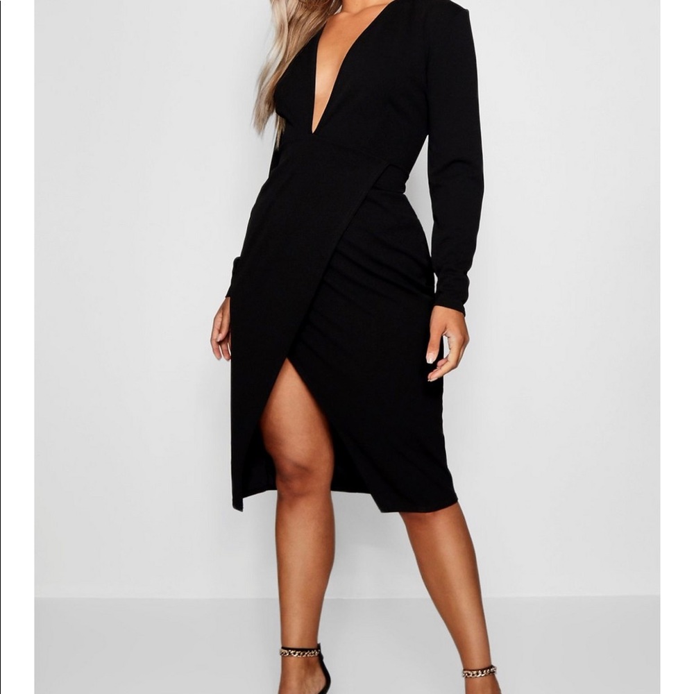 NEVER WORN! boohoo plunge wrap midi dress